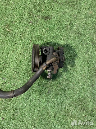 Насос гур Mitsubishi rvr 4d68