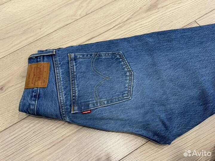 Женские джинсы levis 501