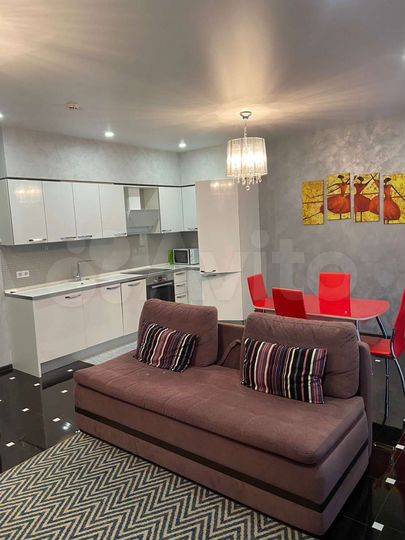 3-к. квартира, 68 м², 2/4 эт.