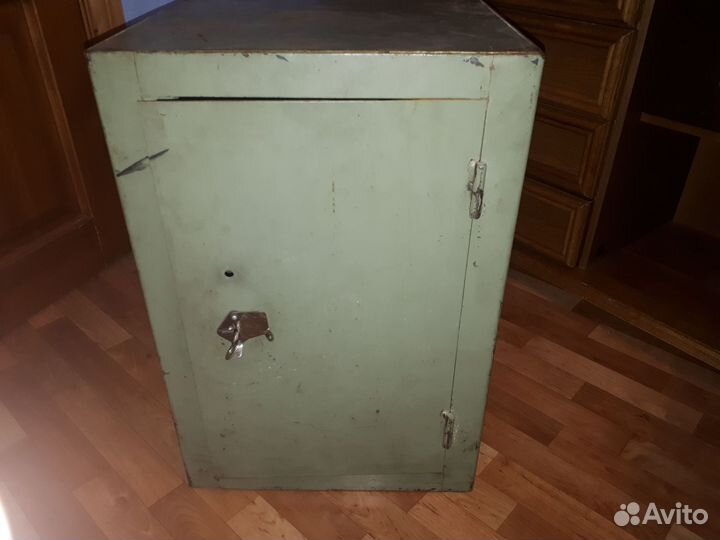Сейф металлический бу