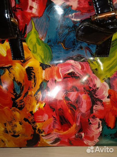 Сумка женская лаковая