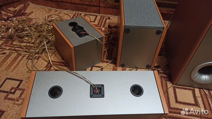 Sven ihoo MT 5.1R стереоакустикаHi-Fi