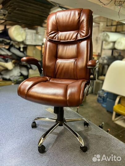 Компьютерное кресло