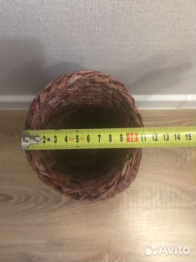 Ваза из бумажной лозы