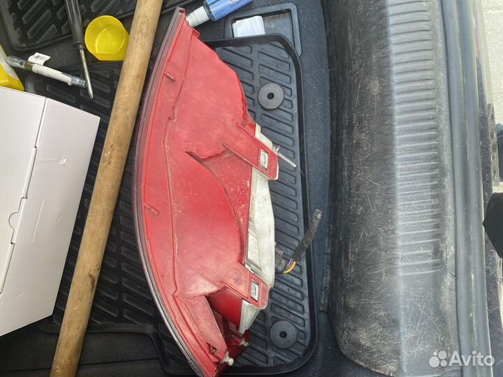 Задний левый фонарь audi A6 C6