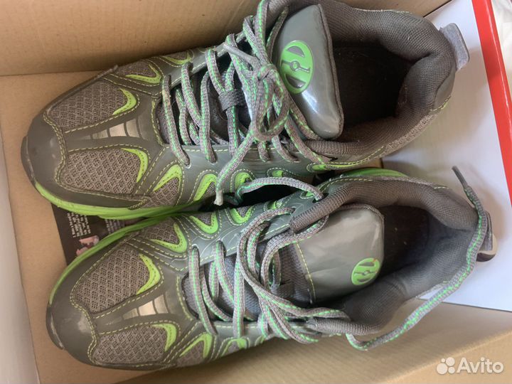 Кроссовки с роликам