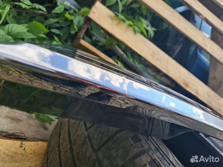 Накладка крышки багажника Geely Atlas Pro 2021