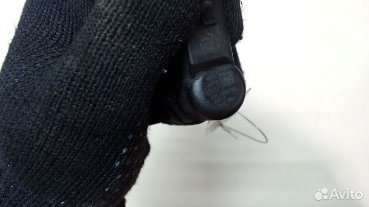 Форсунка топливная Volkswagen Caddy, 2014