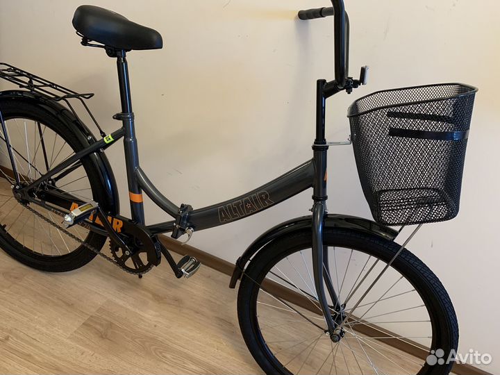 Велосипед с корзиной 24