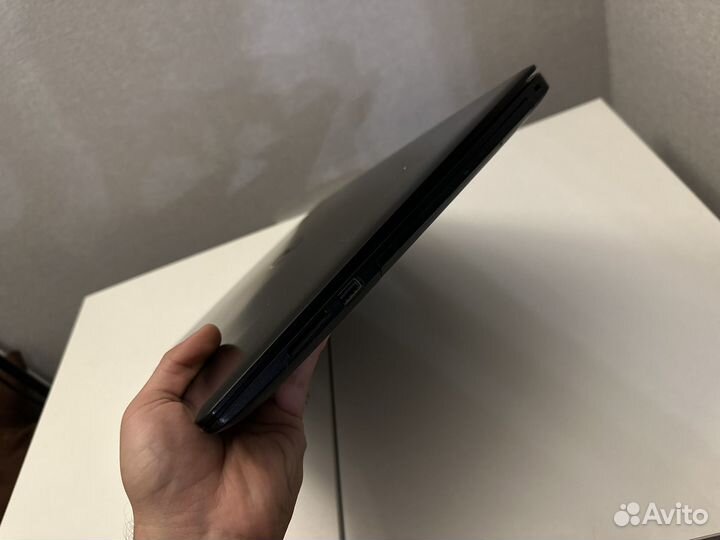Ноутбук dell inspiron