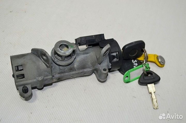 Замок зажигания scania R-series (01.04)