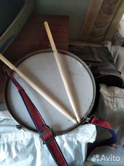 Пионерский барабан с палочкими