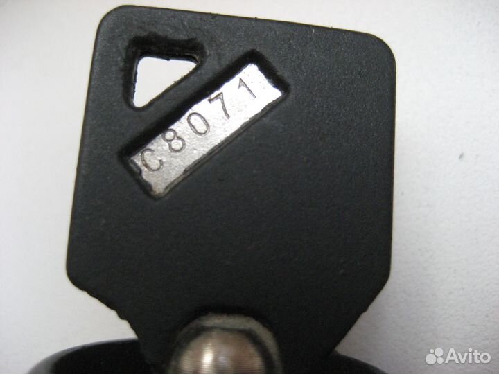 Замок-блокиратор-шнур на мото-вело Stels