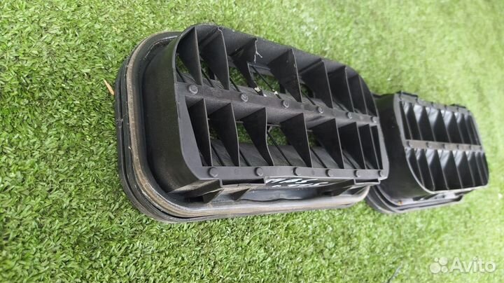 Клапан вентиляции багажника пара Audi A4 Avant B5