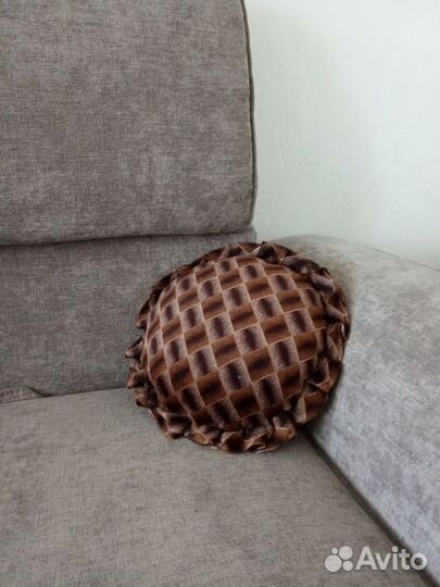 Диванная подушка