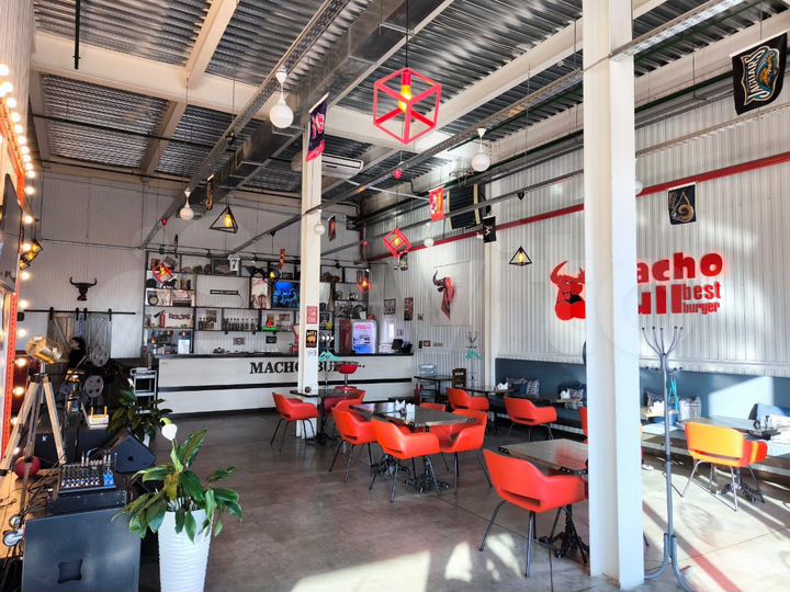 Торговая площадь, 260 м²