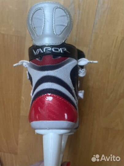 Коньки хоккейные детские