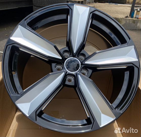 Диски для на Ауди Audi A8 R18