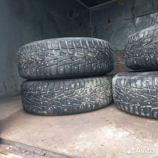 Kumho Ecsta PS71 SUV 195/65 R15 и 195/65 R15 24M