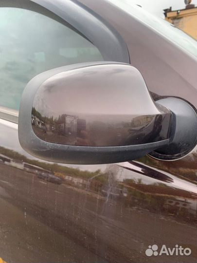 Зеркало заднего вида боковое переднее правое