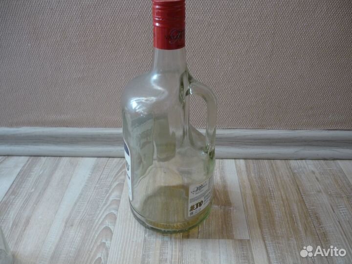 Бутылки отдам