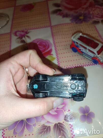 Машинки Hot wheels