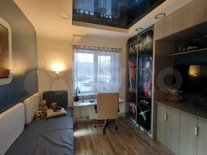 4-к. квартира, 81,2 м², 1/9 эт.