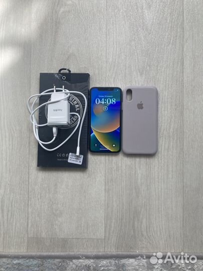 iPhone X, 64 ГБ