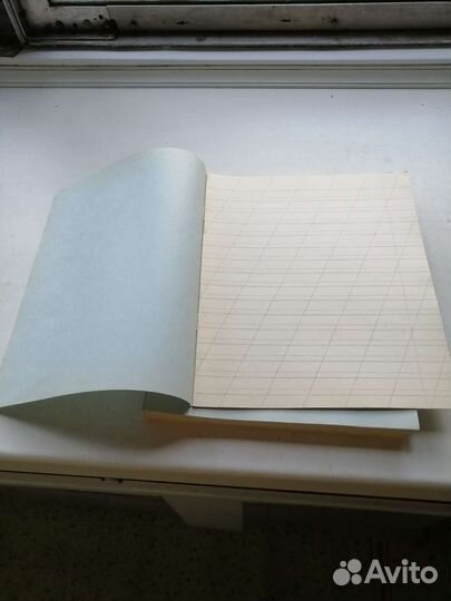 Тетрадь в косую линейку 12 листов