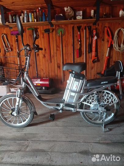 Продам электровелосипед новый