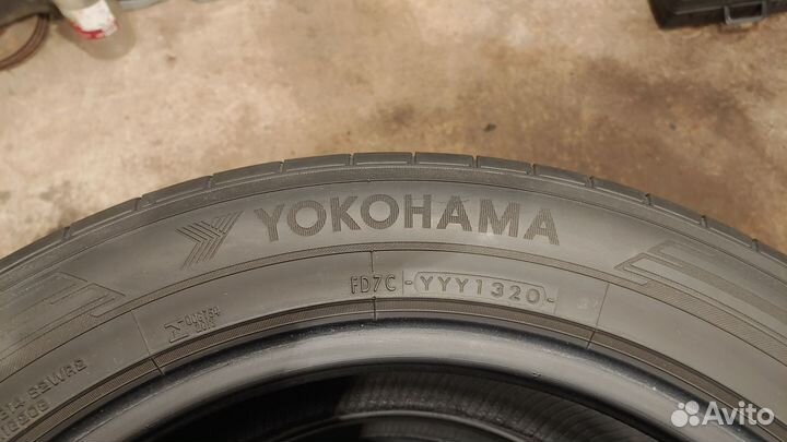 Yokohama BluEarth-XT AE61 235/55 R18 100