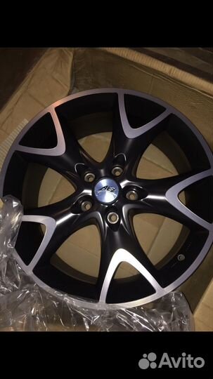 Литые диски на 20