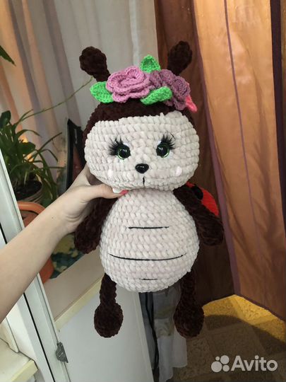 Вязаная Божья коровка