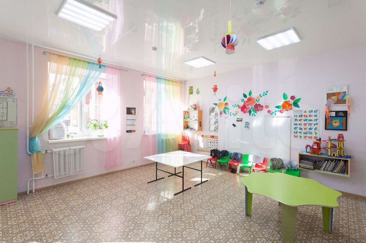 4-к. квартира, 126 м², 1/9 эт.