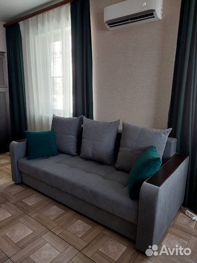 Диван прямой