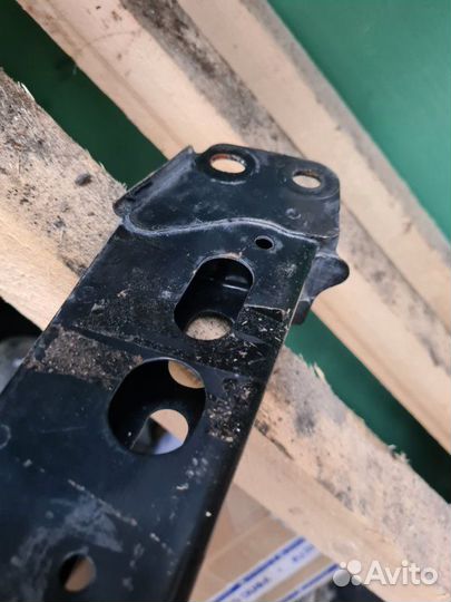 Балка продольная под двс передняя Toyota Corolla