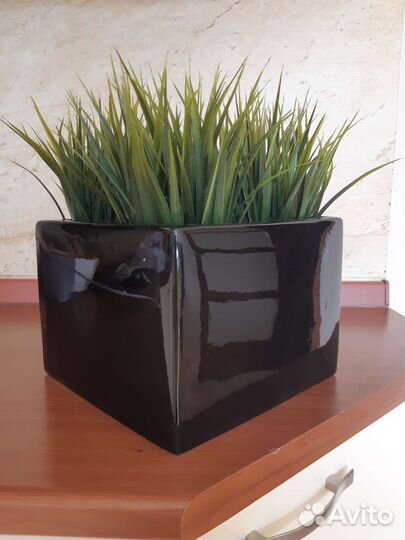 Квадратная подставка для искусственных цветов