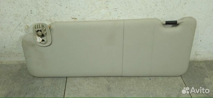 Козырек солнцезащитный левый Renault Logan седан