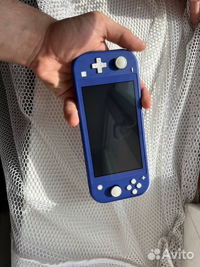 Nintendo switch lite