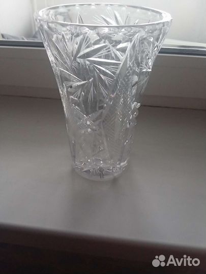 Хрустальная ваза