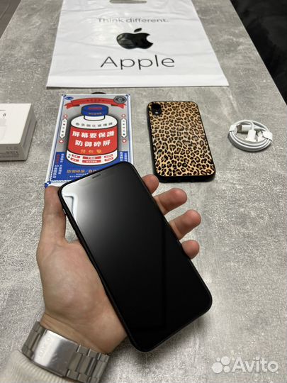 iPhone Xr, 64 ГБ