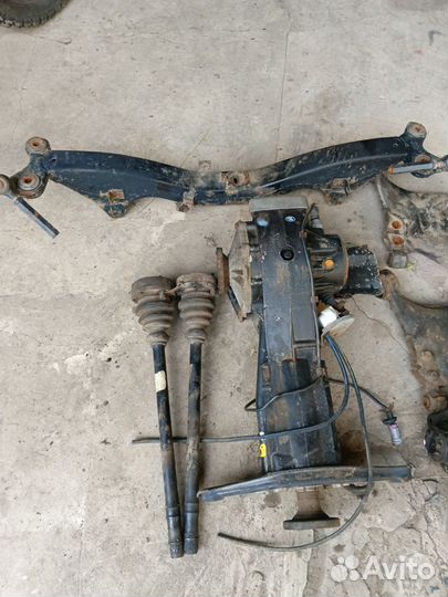 Запчасти на audi 100 c4