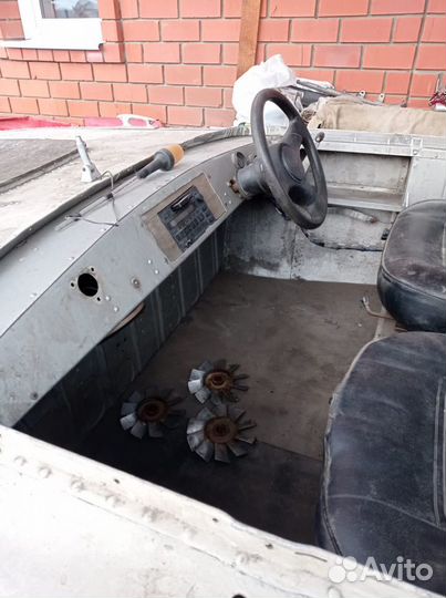 Лодка прогресс -2 водомёт