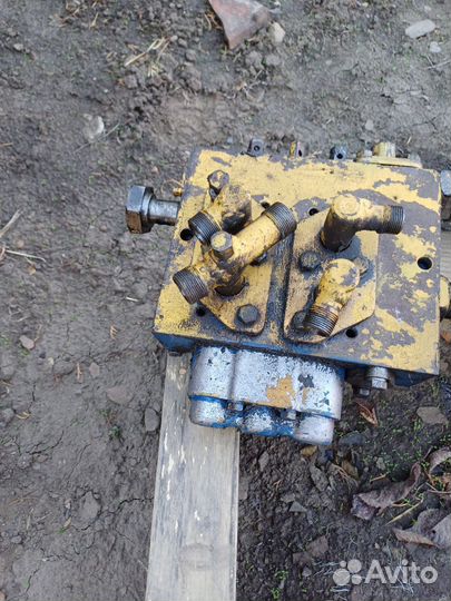 Гидрораспределитель р 100