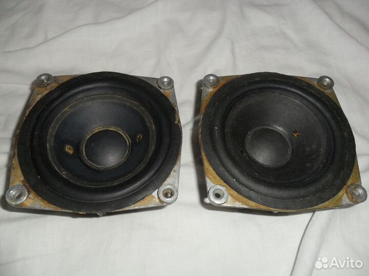 Динамики:10гд-30,15гд-11а,3гд-2,10гд-34,вч-динамик