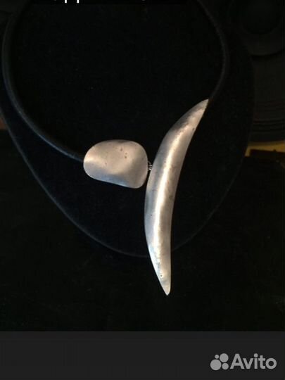 Украшения на шею