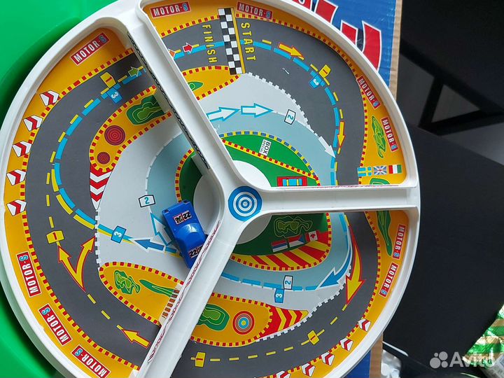 Развивающий автомобиль. Знаменитая игра За рулем