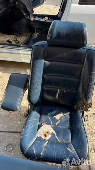 Сиденья на 124 мерседес