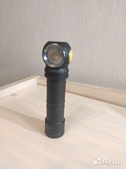 Налобный фонарь armytek wizard c2 pro max