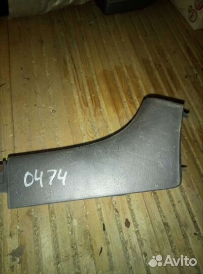 Часть центральной консоли на Toyota Cresta 100